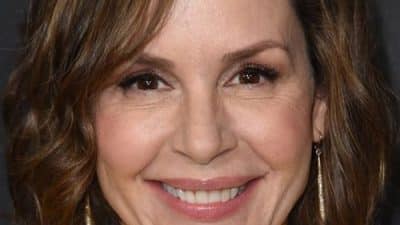 Embeth Davidtz